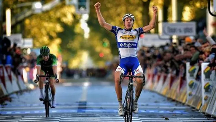 Wallays bekroont lange vlucht in Parijs-Tours