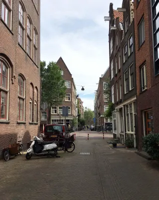 De Keizersstraat In Amsterdam, waar Dino wordt geboren.