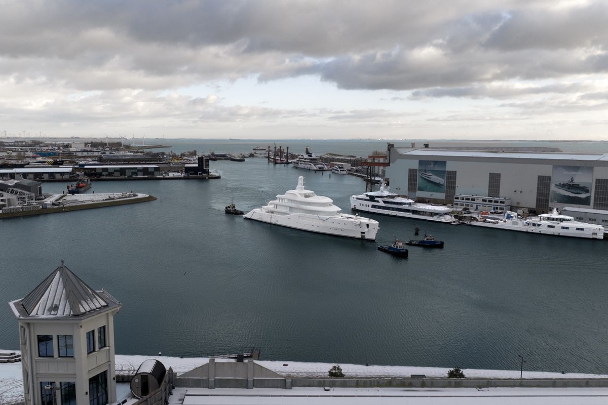 Primeur in Vlissingen: De nieuwste Amels 80 arriveert voor de ultieme afbouw