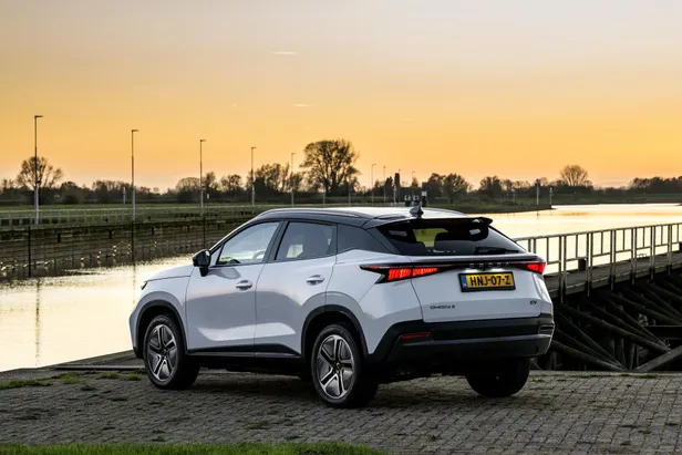 Omoda & Jaecoo introduceert de nieuwe Omoda 5 EV en Omoda 5 SHS-H