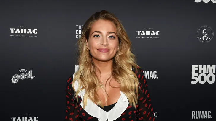 Cute: Shelly Sterk geniet van pasgeboren zoontje