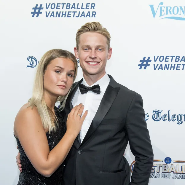 Babynieuws! Mikky Kiemeney en Frenkie de Jong verwachten tweede kindje