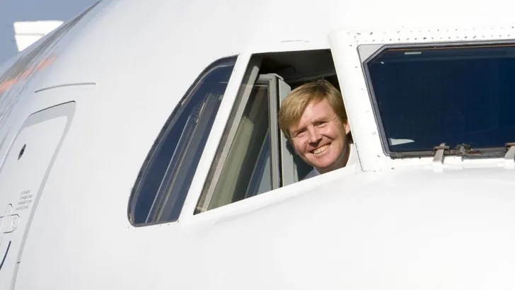 Koning Willem-Alexander was weer piloot, en dít gebeurde er in de cockpit