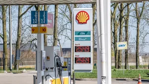 Druk op kabinet neemt toe: wat kan de overheid doen aan de hoge brandstofprijzen en wat scheelt het?