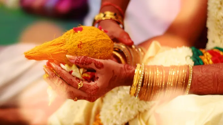 De 7 gekste huwelijkstradities ter wereld