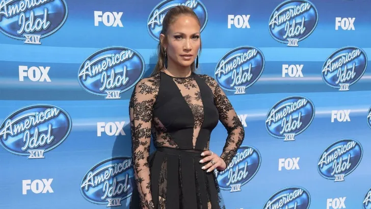 9 looks van Jennifer Lopez