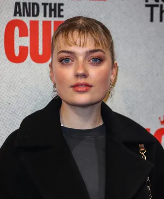 Rhea Norwood (Lydia Bennet)
