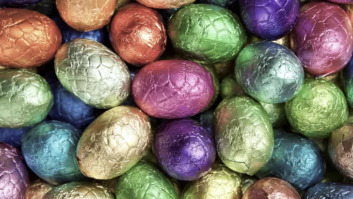 Voor je die zak leeg snoept: zó veel calorieën zitten er in één paaseitje