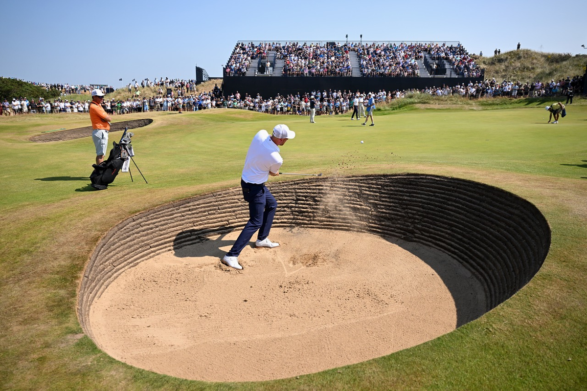 Ruiter met opgeheven hoofd naar huis na debuut in The Open