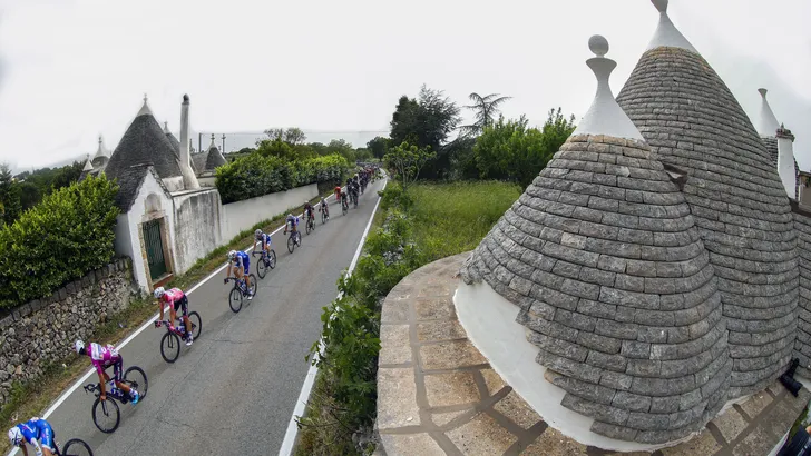 Giro d'Italia: de mooiste foto's van de zevende etappe