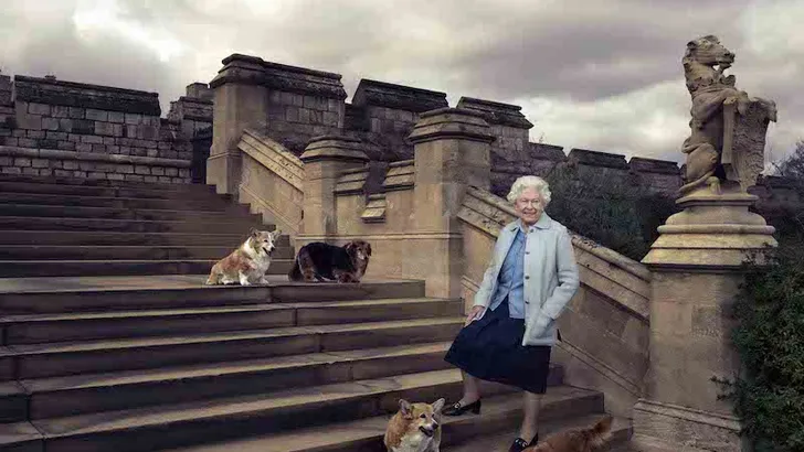 Geen Buckingham Palace voor de Queen dit jaar