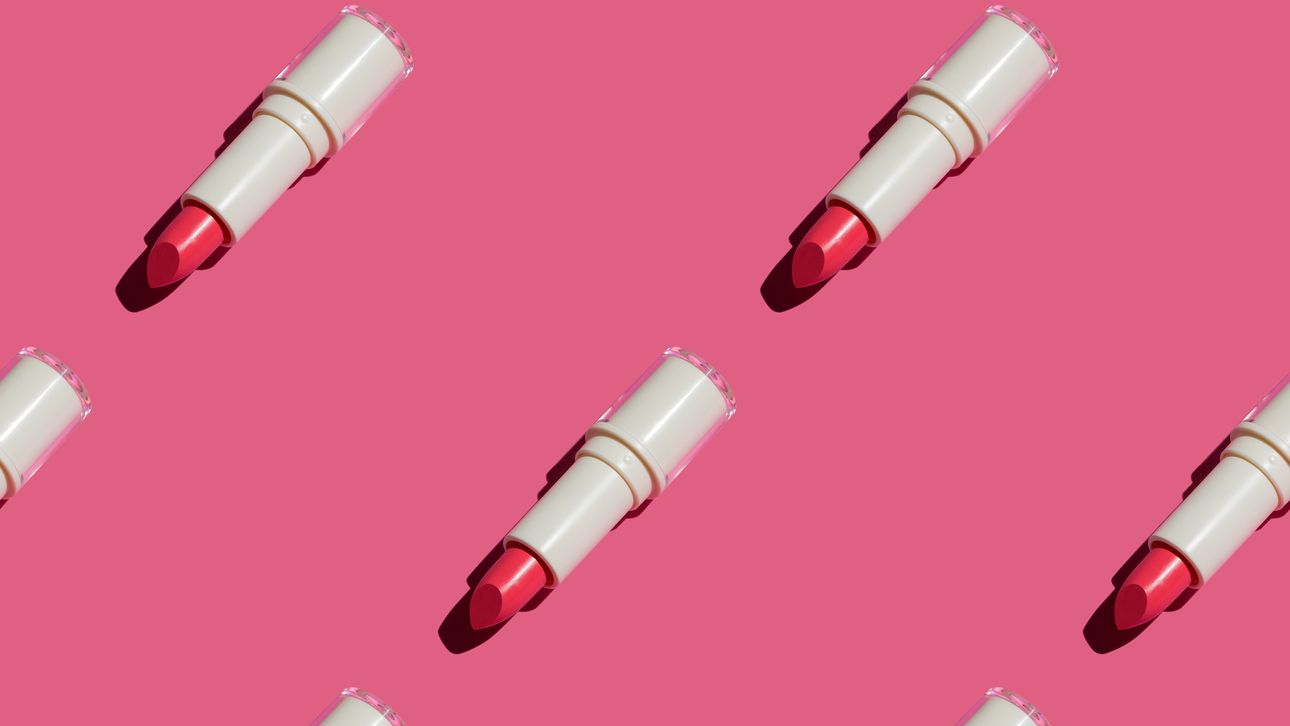 Lipstick trick Zo blijft je lippenstift de hele dag zitten Beau Monde Lipstick trick Zo blijft je lippenstift de hele dag zitten Beau Monde