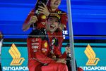 Ferrari reserveert per ongeluk beide pitboxen voor Carlos Sainz