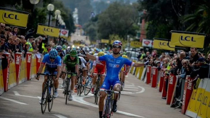 Bouhanni opent Critérium International met winst
