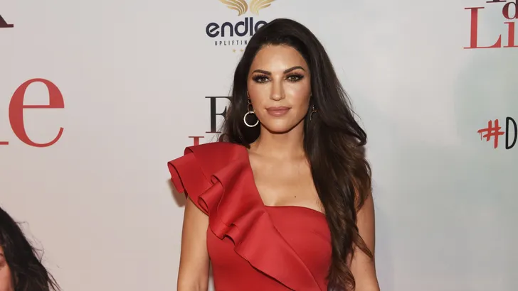 Yolanthe met lookalike halfzusje