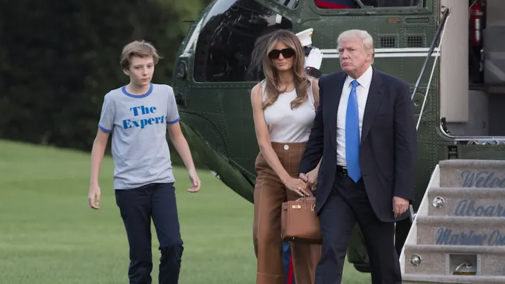 Fotoserie: Melania Trump verhuist 'eindelijk' naar het Witte Huis en deelt foto van het uitzicht