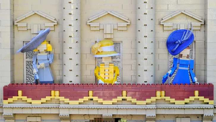 Legoland Windsor is al helemaal klaar voor de Platinum Jubilee!
