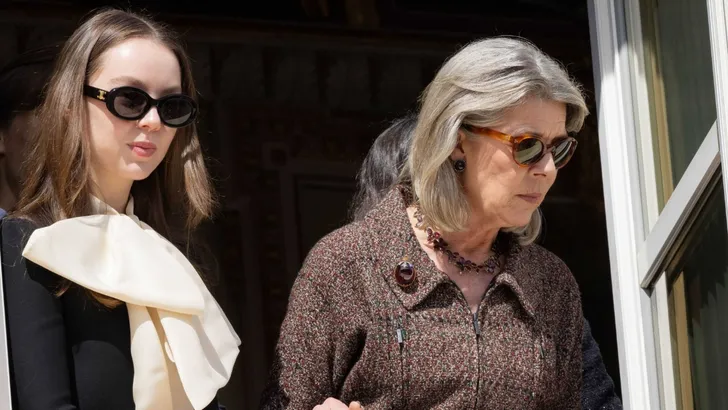 Alexandra van Hanover en prinses Caroline op de verjaardag van  Albert II van Monaco