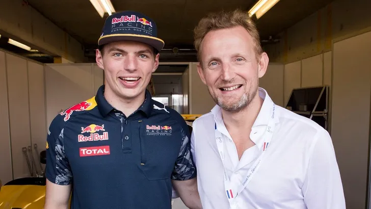 Oranjes lopen warm voor Max Verstappen