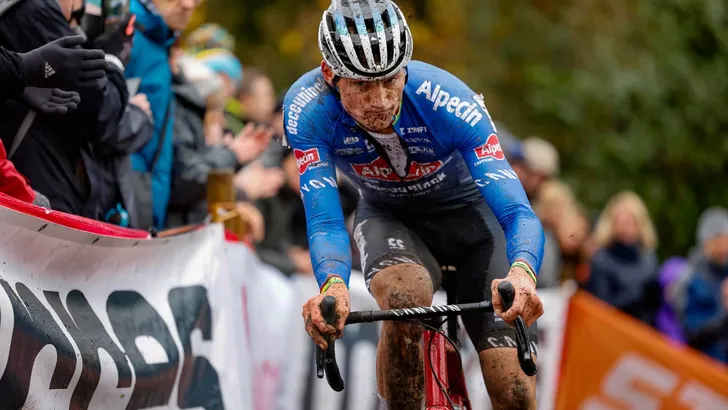 Wereldbeker Cyclocross Race in Hulst 2022 men elite