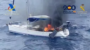 Nederlander zet zeilboot met cocaïne aan boord in brand nadat politie hem betrapt