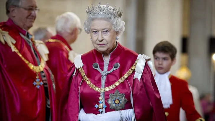 Queen Elizabeth in Paradise Papers