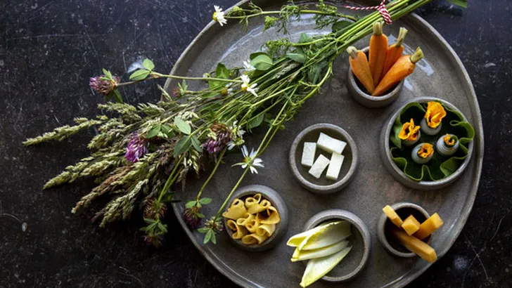 De lekkerste Paasmenu's om nu nog te bestellen