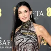 Dit is de skincare routine die de 62-jarige Demi Moore jong houdt | Nouveau
