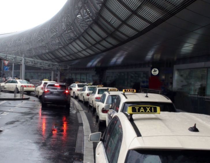Waar Kan Ik Het Beste Parkeren In Dusseldorf Airport autobahn.eu