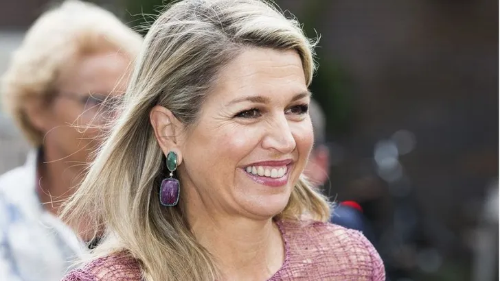 Máxima bij lancering Schuldenlab Almelo