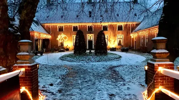 Havezate Mensinge bij Roden in Kerstsfeer