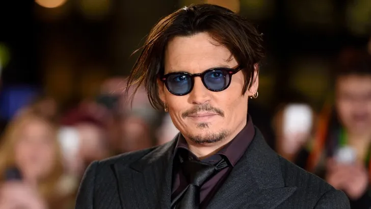 Johnny Depp is weer vrijgezel!