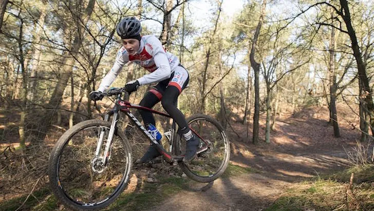 Pearl Izumi Benelux Cup: Van der Poel wint op de mountainbike