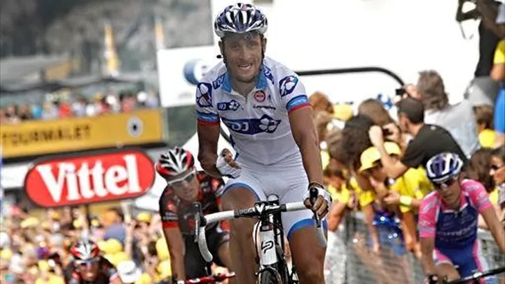 TOUR: Casar wint, Schleck pakt het geel