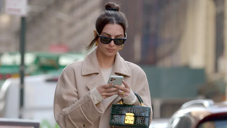 Emily Ratajkowski is Pictured Texting Away in New York City.