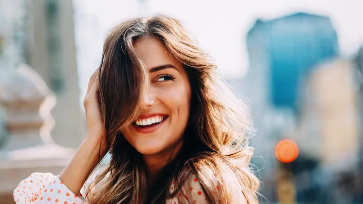 Lifehack: Nooit meer last van roos of een geïrriteerde hoofdhuid #adv