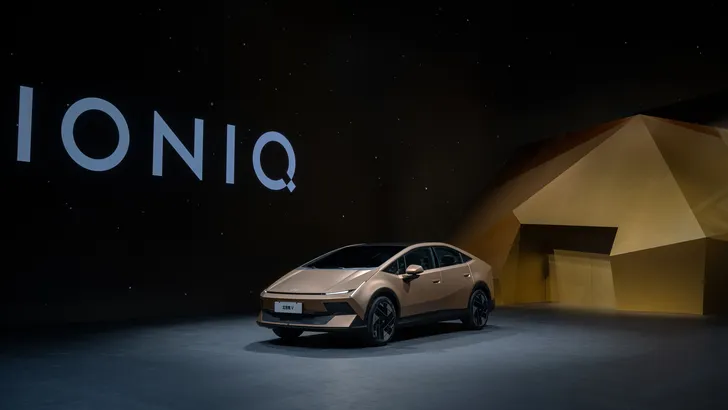 Waarom de nieuwe Hyundai IONIQ V bewijst dat Europa niet meer leidend is in autodesign