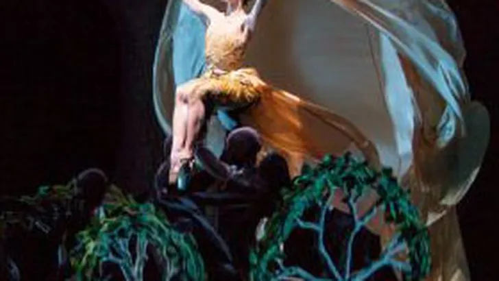 PAREL VAN NOUVEAU WINNARES IGONE DE JONGH ALS CINDERELLA