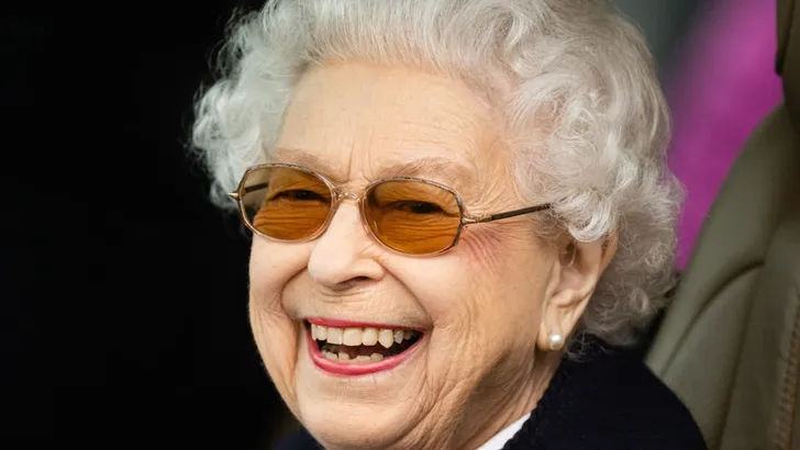 Koningin Elizabeth: 'Ik ben er nog, hoor' 