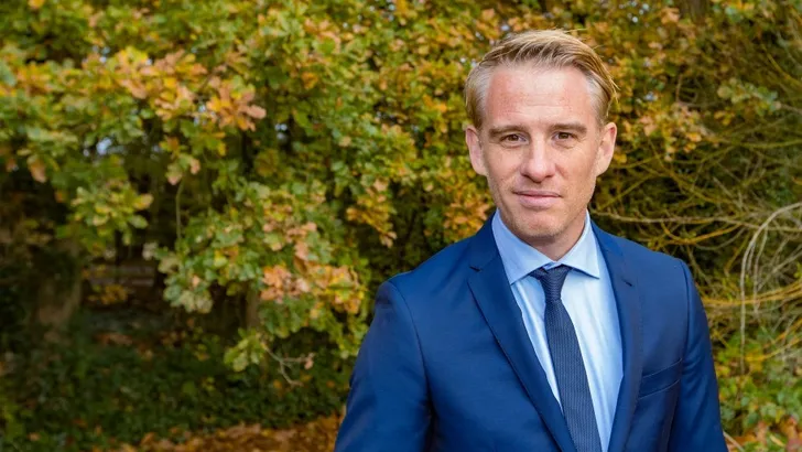 Zo heet de pasgeboren tweeling van Art Rooijakkers