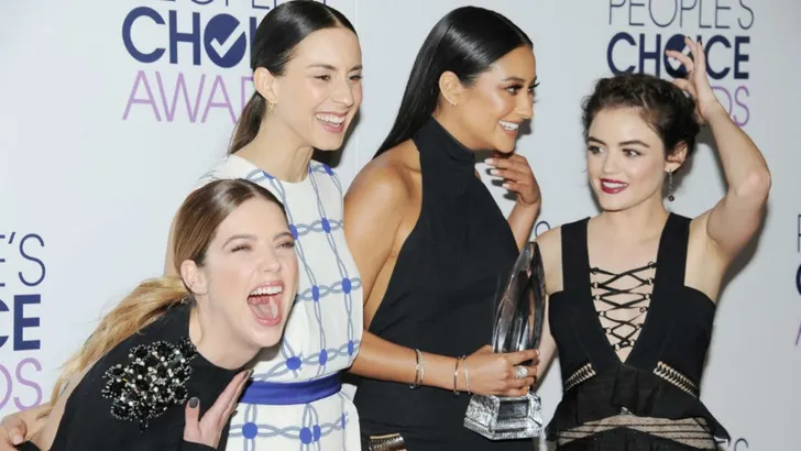 Best dressed: PLL cast