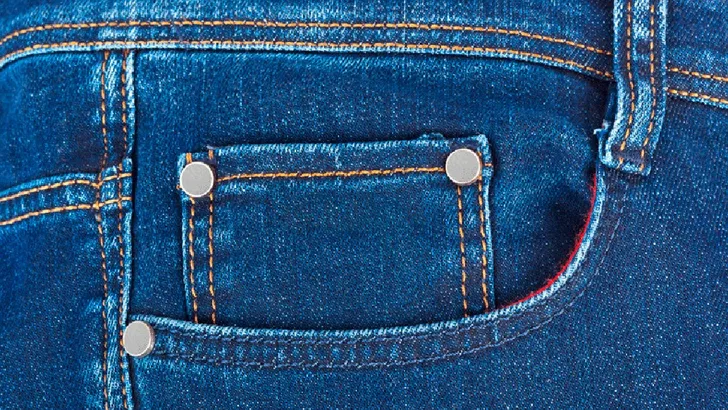 Dat kleine zakje in je jeans, waar is dat nu voor?