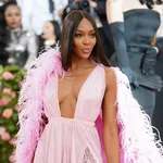 naomi campbell / met gala 19- bsr agency