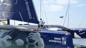 Gitana 17