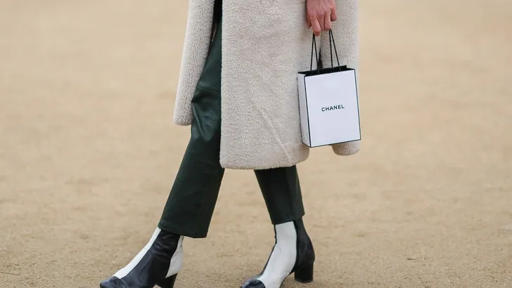 Chanel toont ruggengraat, verkoopt nergens meer aan Russen
