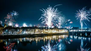 Totaalverbod op vuurwerk: deze 20 gemeenten delen boetes uit als je toch afsteekt (Zwolle is de nieuwste op de lijst)