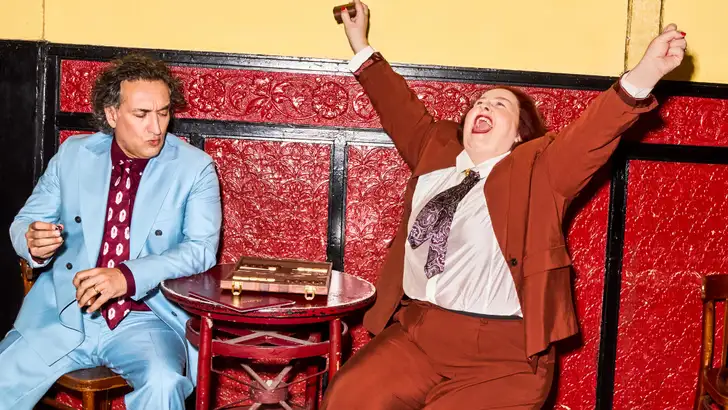 Eva Van der Gucht en Domenico Mertens tijdens de shoot voor Nouveau.