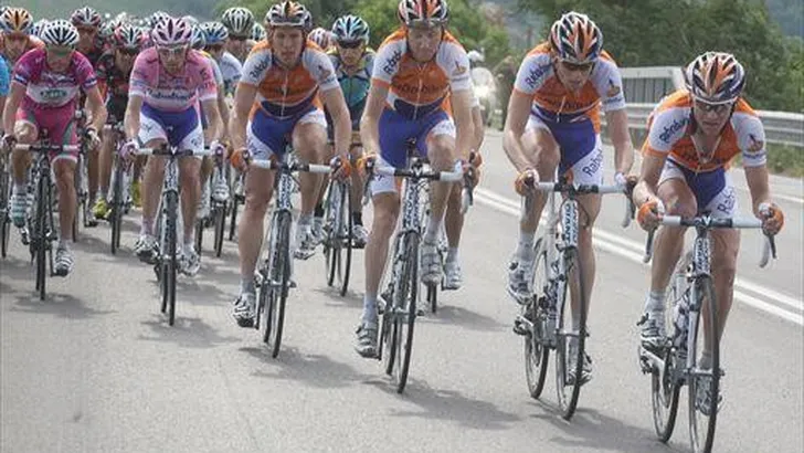 Rabobank met vijf Nederlanders naar de Giro