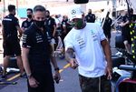 Lewis Hamilton: 'F1 moet toegankelijker worden voor normale mensen'