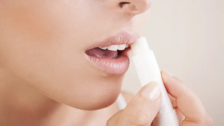 6 don’ts bij schrale lippen 